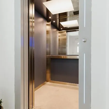 Blue And White Luxury Aparthotel *