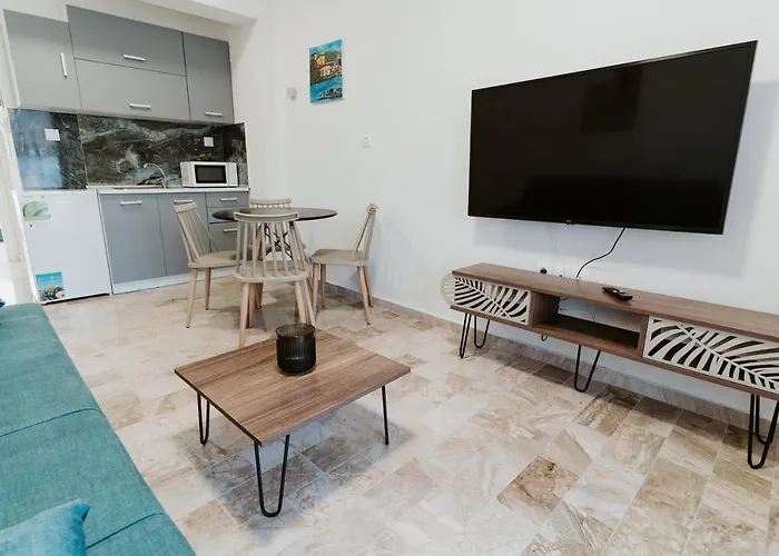 Hotel apartamentowy Blue And White Luxury 4*