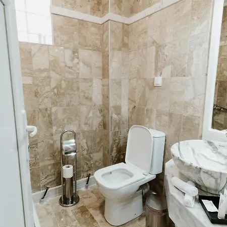 Blue And White Luxury Aparthotel Nea Kallikrateia