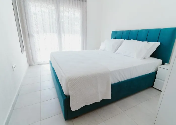 Blue And White Luxury Lejlighedshotel 4*